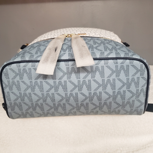 Michael Kors Rhea backpack - Picture 5 of 5